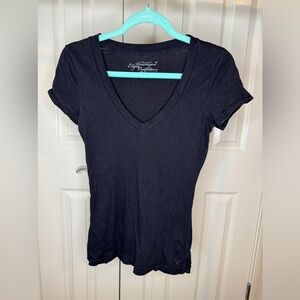 American Eagle vintage short sleeve t-shirt v-neck black jr size small
